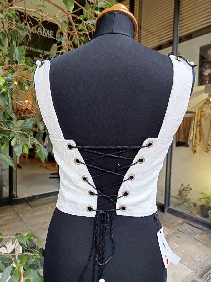 Back view of Corset 2 from the MAdAME KI corsets collection